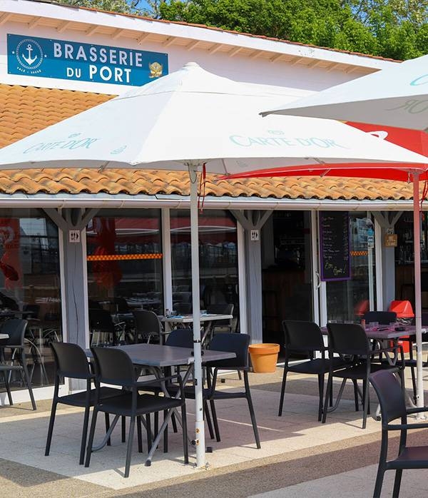 Le Restaurant - La Brasserie Du Port - restaurant LE VERDON-SUR-MER - Soulac sur Mer - meilleur restaurant LE VERDON-SUR-MER