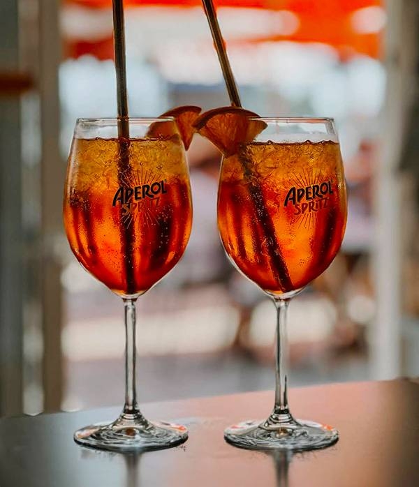 Le Restaurant - La Brasserie Du Port - restaurant LE VERDON-SUR-MER - Soulac sur Mer - Embarcadère Royan